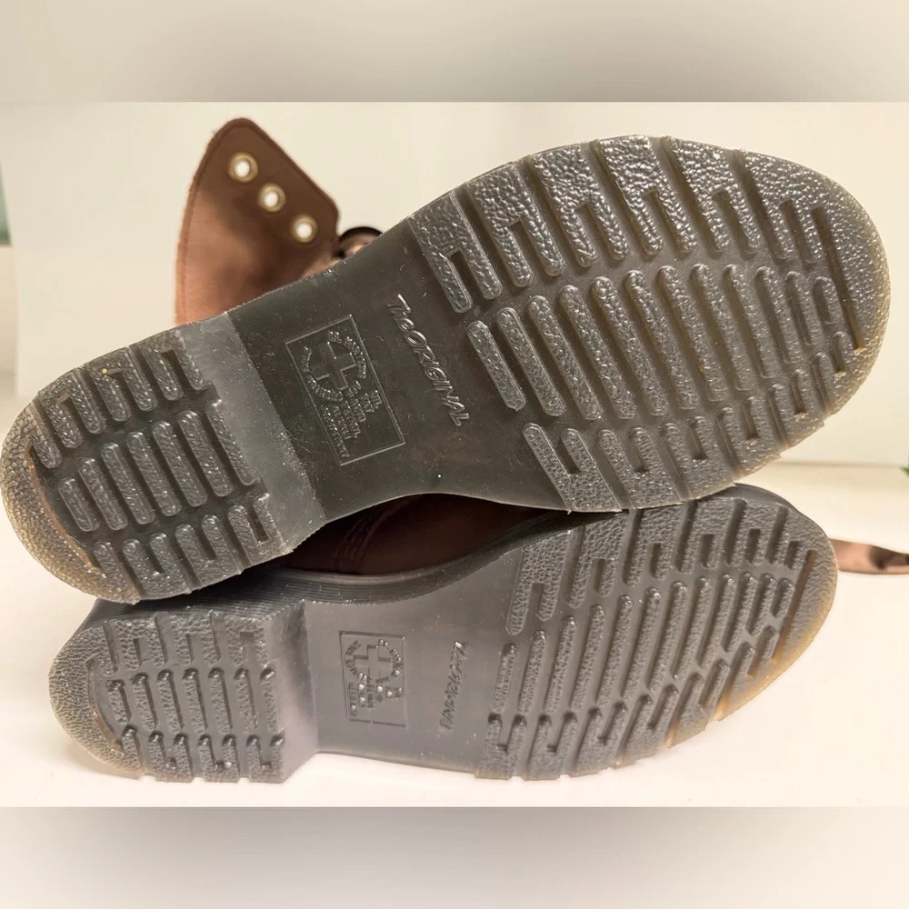 Dr. Martens Doc Aimilita Military Style Boots Dark Brown  Ribbon Laces NWOT US 6 - Picture 6 of 10